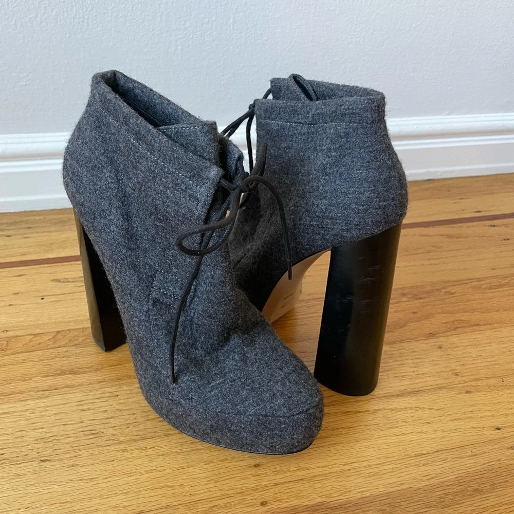 Alexander Wang Platform Lace Up Booties
Women's Size 39 - Picture 3 of 12